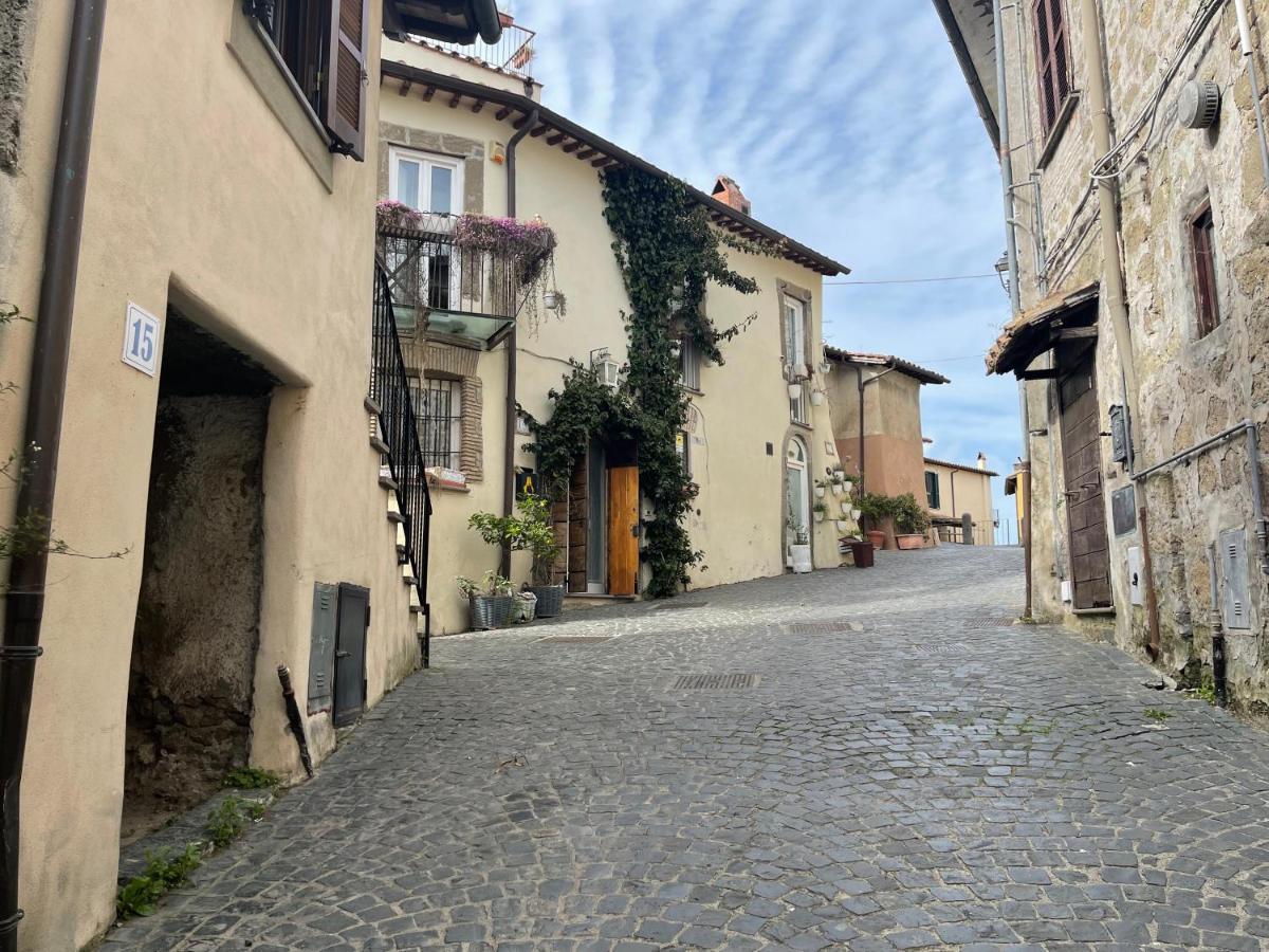 Eleganza In Centro Sul Lago - Ангвиллара-Сабация Экстерьер фото